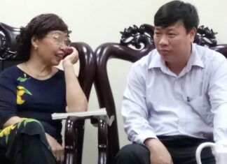 Chùm thơ “Chân dung 11” của Phùng Văn Khai Chùm thơ "Chân dung 11" của Phùng Văn Khai
