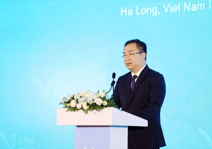 Ông Đặng Xuân Phương - Phó Bí thư Tỉnh ủy Tỉnh Quảng Ninh nhấn mạnh tiềm năng tăng cường hợp tác và phát triển các giải pháp sáng tạo, trong khuôn khổ Tuần lễ Số Quốc tế Việt Nam lần thứ 3 được tổ chức tại Quảng Ninh. 