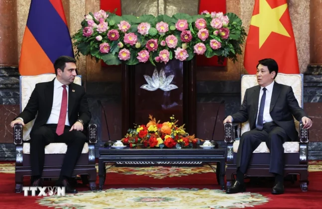 Chủ tịch nước Lương Cường tiếp Chủ tịch Quốc hội Cộng h&ograve;a Armenia Alen Simonyan.