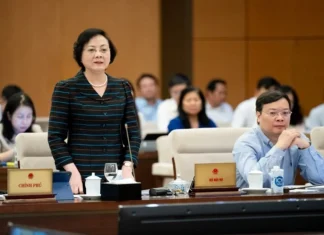 Nhất trí phương án sắp xếp đơn vị hành chính của Hà Nội, TP.HCM và 10 địa phương Nhất trí phương án sắp xếp đơn vị hành chính của Hà Nội, TP.HCM và 10 địa phương