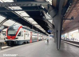 Đường sắt tốc độ cao sẽ chỉ cần tối đa 6,6 giờ chạy hành trình Bắc-Nam Đường sắt tốc độ cao sẽ chỉ cần tối đa 6,6 giờ chạy hành trình Bắc-Nam