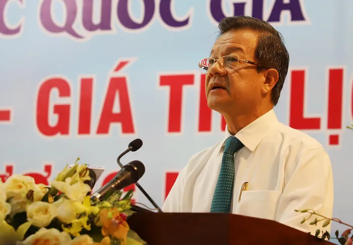 Ông Lê Hồng Quang - Bí thư Tỉnh ủy An Giang - phát biểu tại hội thảo.