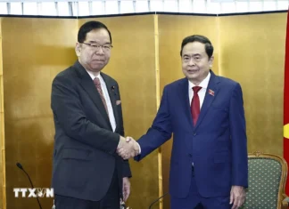 Chủ tịch Quốc hội Trần Thanh Mẫn tiếp Chủ tịch Đảng Cộng sản Nhật Bản Shii Kazuo.