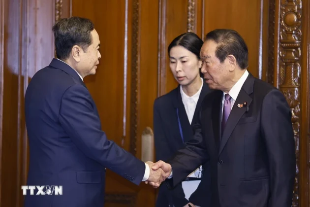 Chủ tịch Quốc hội Trần Thanh Mẫn hội đ&agrave;m với Chủ tịch Hạ viện Nhật Bản
