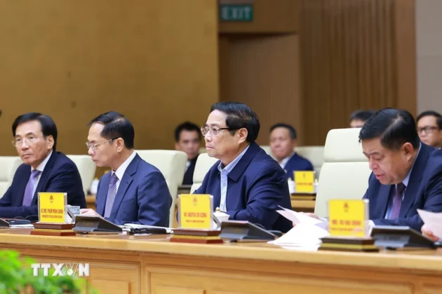 Thủ tướng Phạm Minh Ch&iacute;nh ph&aacute;t biểu tại cuộc l&agrave;m việc với nh&agrave; s&aacute;ng lập ki&ecirc;m Gi&aacute;m đốc điều h&agrave;nh Tập đo&agrave;n NVIDIA, &ocirc;ng Jensen Huang.
