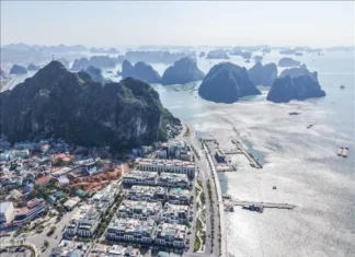 Chiêm ngưỡng Kỳ quan thiên nhiên thế giới Vịnh Hạ Long Chiêm ngưỡng Kỳ quan thiên nhiên thế giới Vịnh Hạ Long