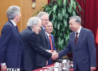 Tổng Bí thư Tô Lâm tiếp Nhóm chuyên gia, nhà khoa học dự Lễ trao giải VinFuture