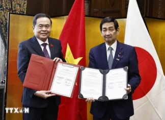 Chủ tịch Quốc hội Trần Thanh Mẫn hội đàm với Chủ tịch Thượng viện Nhật Bản