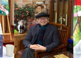 Chùm thơ “Chân dung 17” của Phùng Văn Khai Chùm thơ "Chân dung 17" của Phùng Văn Khai