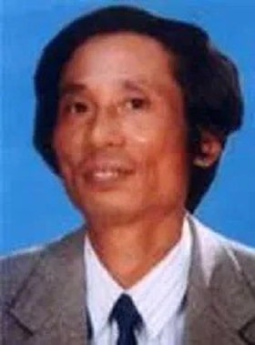 Nhà thơ Phùng Khắc Bắc