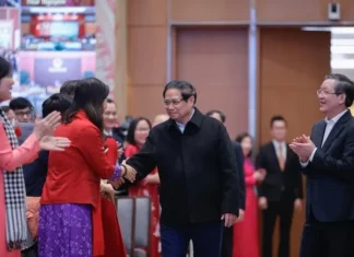 Thủ tướng: Chung tay, chung sức, đồng lòng để phát triển đất nước Thủ tướng: Chung tay, chung sức, đồng lòng để phát triển đất nước