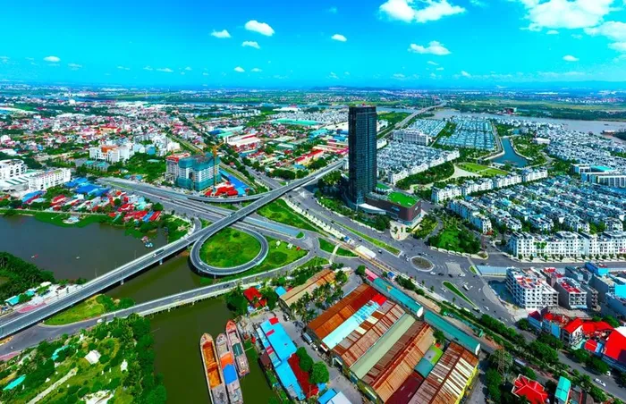 Xây dựng thành phố Hải Phòng cơ bản hoàn thành sự nghiệp công nghiệp hóa, hiện đại hóa; đạt các tiêu chí đô thị loại I; trở thành thành phố công nghiệp theo hướng hiện đại.