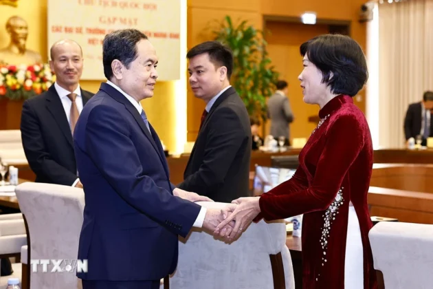Chủ tịch Quốc hội Trần Thanh Mẫn gặp c&aacute;c Đại sứ, Trưởng cơ quan đại diện Việt Nam ở nước ngo&agrave;i.