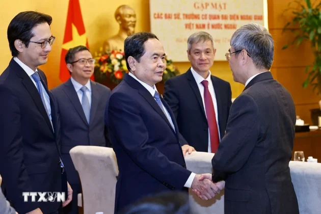 Chủ tịch Quốc hội gặp c&aacute;c Đại sứ, Trưởng cơ quan đại diện Việt Nam ở nước ngo&agrave;i
