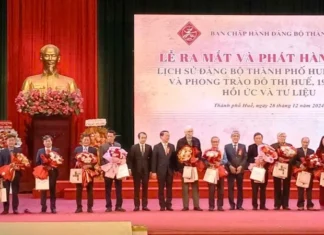Ra mắt và phát hành hai tập sách Lịch sử Đảng bộ thành phố và Phong trào đô thị Huế Ra mắt và phát hành hai tập sách Lịch sử Đảng bộ thành phố và Phong trào đô thị Huế