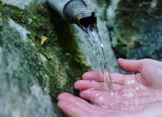Thách thức trong quản lý tài nguyên nước tại Việt Nam Thách thức trong quản lý tài nguyên nước tại Việt Nam