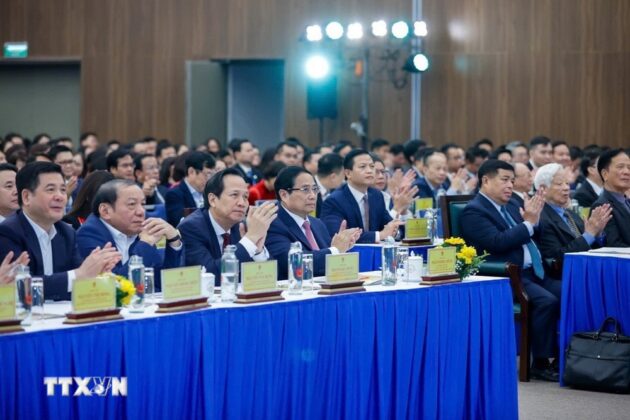 Thủ tướng dự Hội nghị triển khai nhiệm vụ năm 2025 của ng&agrave;nh Kế hoạch v&agrave; Đầu tư