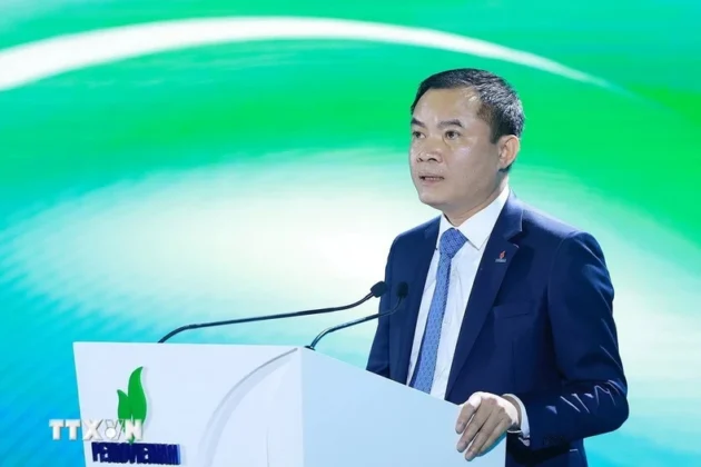 Tổng gi&aacute;m đốc Tập đo&agrave;n Dầu kh&iacute; quốc gia Việt Nam L&ecirc; Ngọc Sơn b&aacute;o c&aacute;o kết quả thực hiện nhiệm vụ.