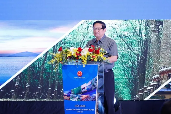 Thủ tướng kêu gọi các thành viên Hội đồng tích cực, chủ động hơn nữa triển khai các nhiệm vụ, giải pháp để thúc đẩy mạnh mẽ, hiệu quả các hoạt động điều phối vùng - Ảnh: VGP/Nhật Bắc