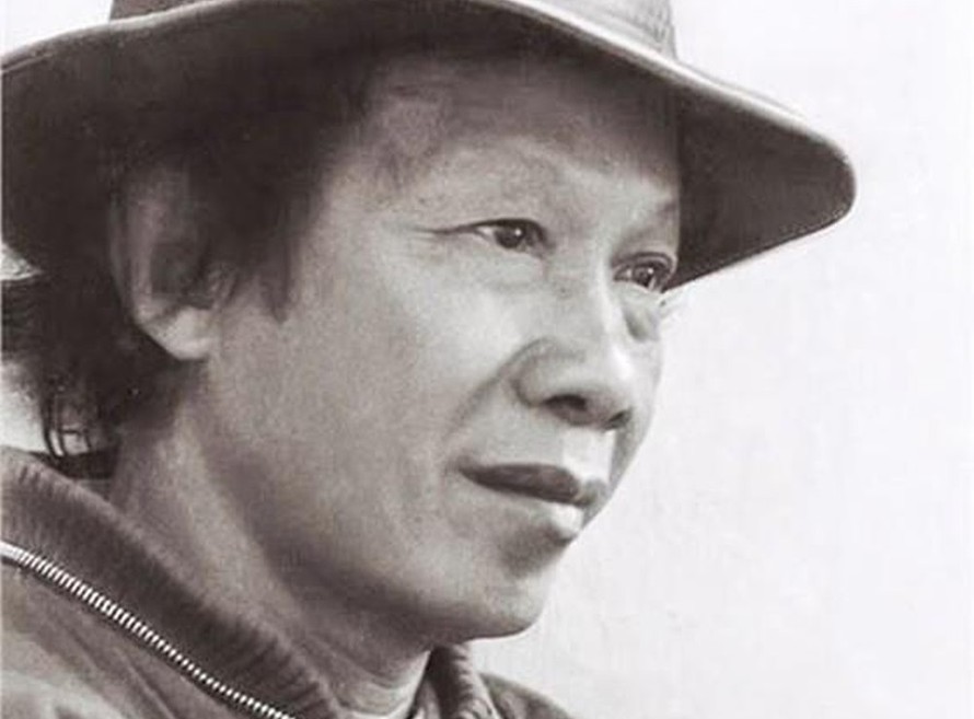 Nhà thơ Thu Bồn