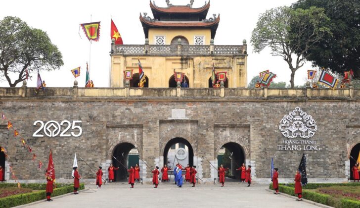 Việc t&aacute;i hiện c&aacute;c nghi lễ truyền thống tại di sản thế giới Ho&agrave;ng th&agrave;nh Thăng Long kh&ocirc;ng chỉ mang t&iacute;nh giải tr&iacute; m&agrave; c&ograve;n g&oacute;p phần bảo tồn di sản văn h&oacute;a phi vật thể qu&yacute; gi&aacute; của d&acirc;n tộc