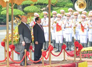Thủ tướng Phạm Minh Chính chủ trì Lễ đón Thủ tướng Chính phủ Liên bang Nga Mikhail Vladimirovich Mishustin