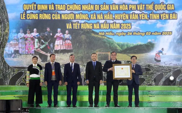 Lễ cúng rừng của người Mông Nà Hẩu được chứng nhận Di sản văn hóa phi vật thể Quốc gia