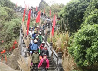 Lễ hội đầu Xuân - Hướng về những giá trị cội nguồn tốt đẹp
