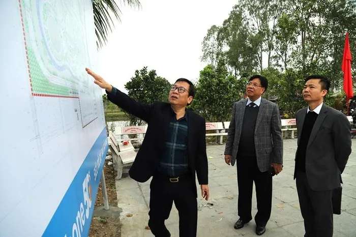 Bí thư Huyện ủy Hưng Hà, Trần Hữu Nam cho biết, quy hoạch phân khu của huyện với 4 Di tích lịch sử tiêu biểu là di tích thờ mẫu Tiên La, đền Trần, Hành cung Lỗ Giang, Khu lưu niệm nhà Bác học Lê Quý Đôn… được đầu tư xây dựng hạ tầng, là những điểm du lịch Lễ hội lớn của huyện.
