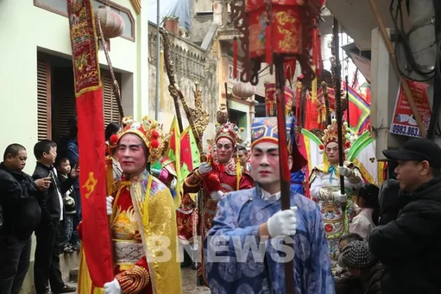 Về miền Kinh Bắc dự lễ hội l&agrave;ng Thổ H&agrave;