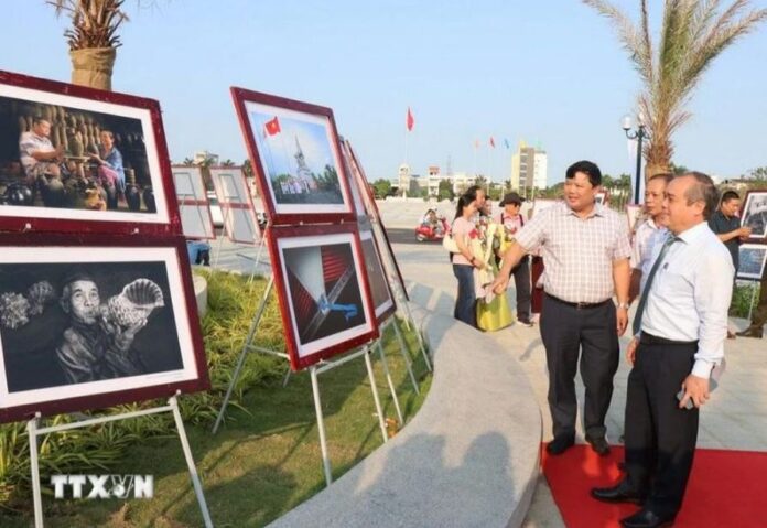 50 năm Thống nhất đất nước: Ngắm đất và người Quảng Ngãi 50 năm Thống nhất đất nước: Ngắm đất và người Quảng Ngãi