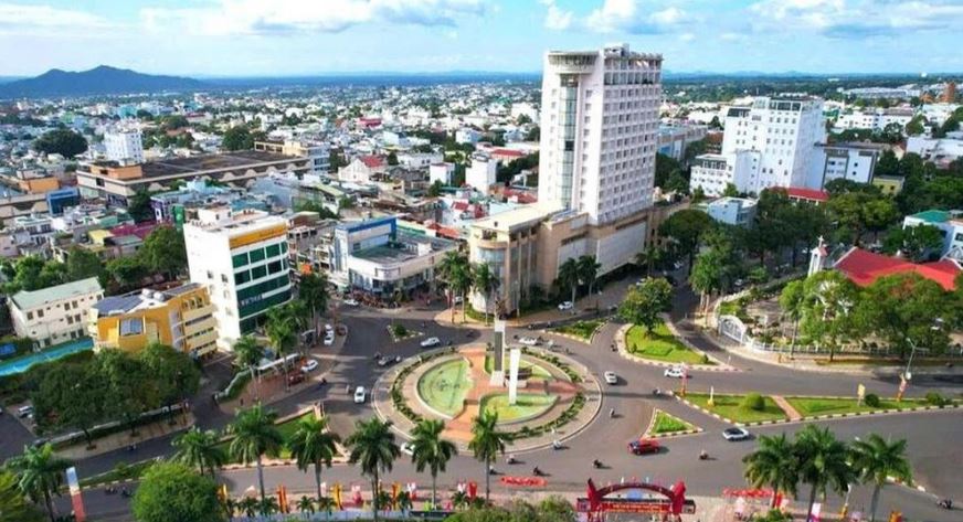 Thành phố Buôn Ma Thuột đang "vươn mình" mạnh mẽ xứng đáng đô thị trung tâm vùng Tây Nguyên.