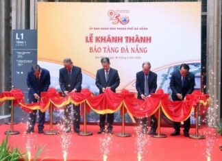 Khánh thành Bảo tàng Đà Nẵng và xây tượng Bác Hồ tại Thư viện Khoa học Tổng hợp Khánh thành Bảo tàng Đà Nẵng và xây tượng Bác Hồ tại Thư viện Khoa học Tổng hợp