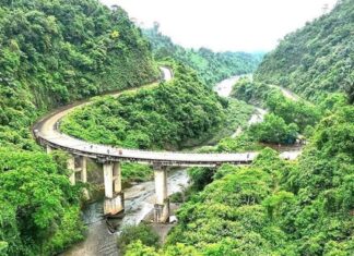 Khám phá cung đường đẹp như tranh giữa đại ngàn Trường Sơn