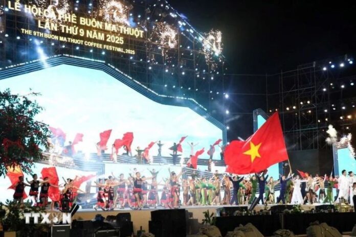 Khai mạc Lễ hội Càphê Buôn Ma Thuột: Diễn đàn mang tầm vóc toàn cầu Khai mạc Lễ hội Càphê Buôn Ma Thuột: Diễn đàn mang tầm vóc toàn cầu
