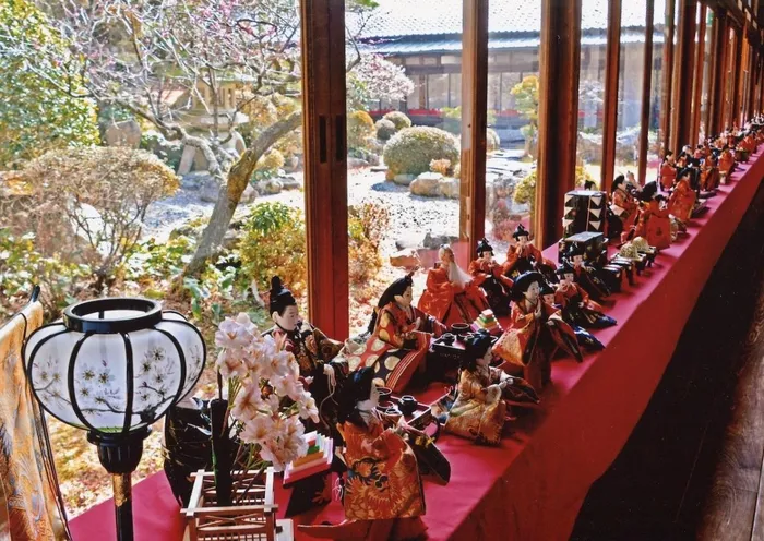 Một góc trưng bày của triển lãm búp bê nhân Lễ hội búp bê 2025 tại Tokyo