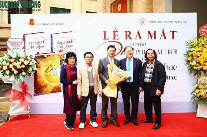 Nhà thơ Lê Cảnh Nhạc khơi dậy vẻ đẹp của thơ và nhạc Nhà thơ Lê Cảnh Nhạc khơi dậy vẻ đẹp của thơ và nhạc