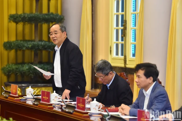 Chủ nhiệm Văn ph&ograve;ng Chủ tịch nước L&ecirc; Kh&aacute;nh Hải c&ugrave;ng c&aacute;c đại biểu tham dự buổi l&agrave;m việc.