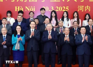 Tổng Bí thư dự chương trình Gặp gỡ lưu học sinh, sinh viên Việt-Trung các thời kỳ