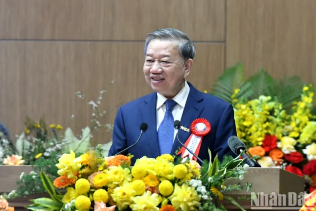 Tổng B&iacute; thư T&ocirc; L&acirc;m ph&aacute;t biểu chỉ đạo Đại hội.