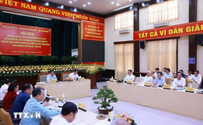 Thủ tướng Phạm Minh Ch&iacute;nh chủ tr&igrave; Hội nghị th&ocirc;ng qua dự thảo b&aacute;o c&aacute;o của Đo&agrave;n Kiểm tra 1908 đối với Th&agrave;nh ủy Th&agrave;nh phố Hồ Ch&iacute; Minh, Ban Thường vụ Tỉnh ủy B&igrave;nh Dương v&agrave; B&agrave; Rịa-Vũng T&agrave;u.