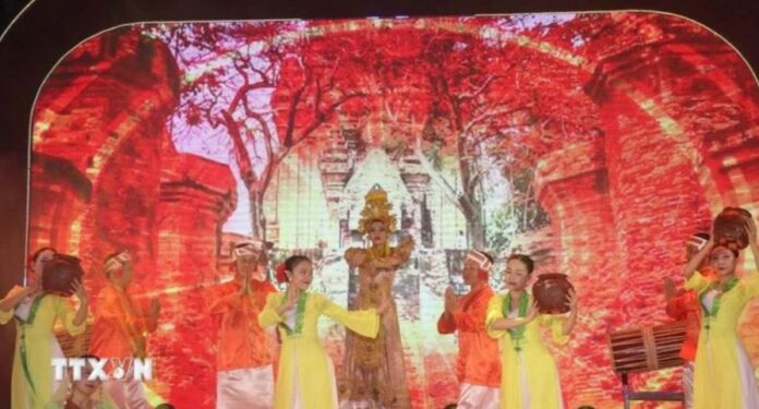 Khánh Hòa: Khai mạc Lễ hội Tháp Bà Ponagar năm 2025