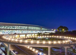 Vietnam Airlines khai thác chuyến bay thương mại đầu tiên tại nhà ga T3 Tân Sơn Nhất Vietnam Airlines khai thác chuyến bay thương mại đầu tiên tại nhà ga T3 Tân Sơn Nhất