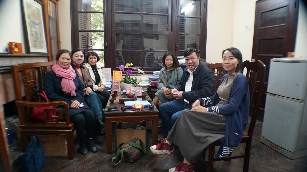 Nhà văn Phùng Văn Khai -h3