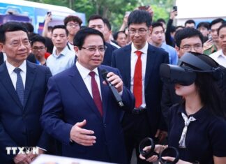 Thủ tướng Phạm Minh Chính phát động Phong trào cả nước thi đua đổi mới sáng tạo và chuyển đổi số