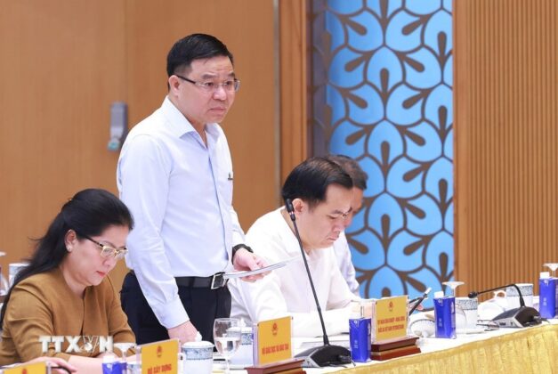 Chủ tịch Tập đo&agrave;n Dầu kh&iacute; quốc gia Việt Nam L&ecirc; Mạnh H&ugrave;ng ph&aacute;t biểu.