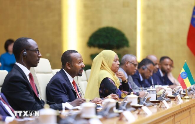 Thủ tướng Ethiopia Abiy Ahmed Ali ph&aacute;t biểu tại cuộc hội đ&agrave;m.