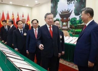 Việt Nam và Trung Quốc ký kết 7 văn kiện quan trọng về đường sắt và đường bộ