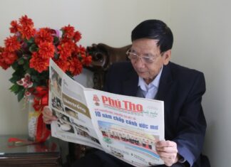 Về Tập thơ “Nguồn sáng diệu kỳ” của tác giả Đoàn Hải Hưng – Tác giả: Nhà phê bình văn học Đỗ Nguyên Thương Về Tập thơ “Nguồn sáng diệu kỳ” của tác giả Đoàn Hải Hưng - Tác giả: Nhà phê bình văn học Đỗ Nguyên Thương