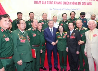 Tổng Bí thư gặp cựu chiến binh, thanh niên xung phong tham gia kháng chiến chống Mỹ